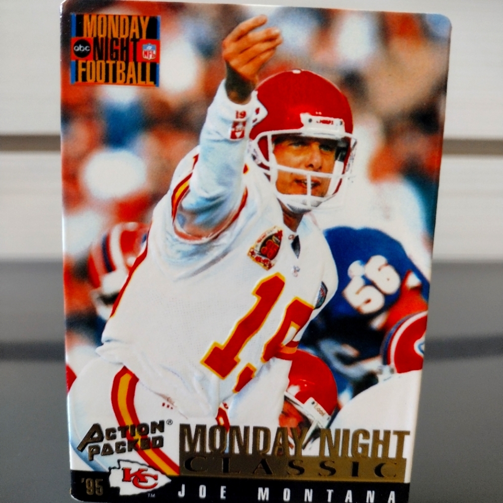 (Joe Montana #125) (Action Packed 1995) In Great Condition.